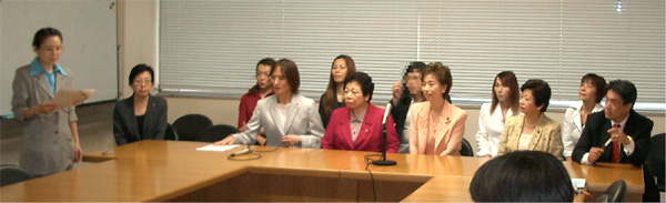 20030710_共同記者会見.jpg